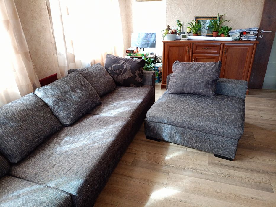 Холна гарнитура с включени възглавници