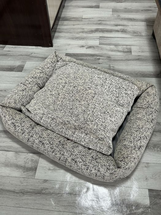 Лежанка для собак