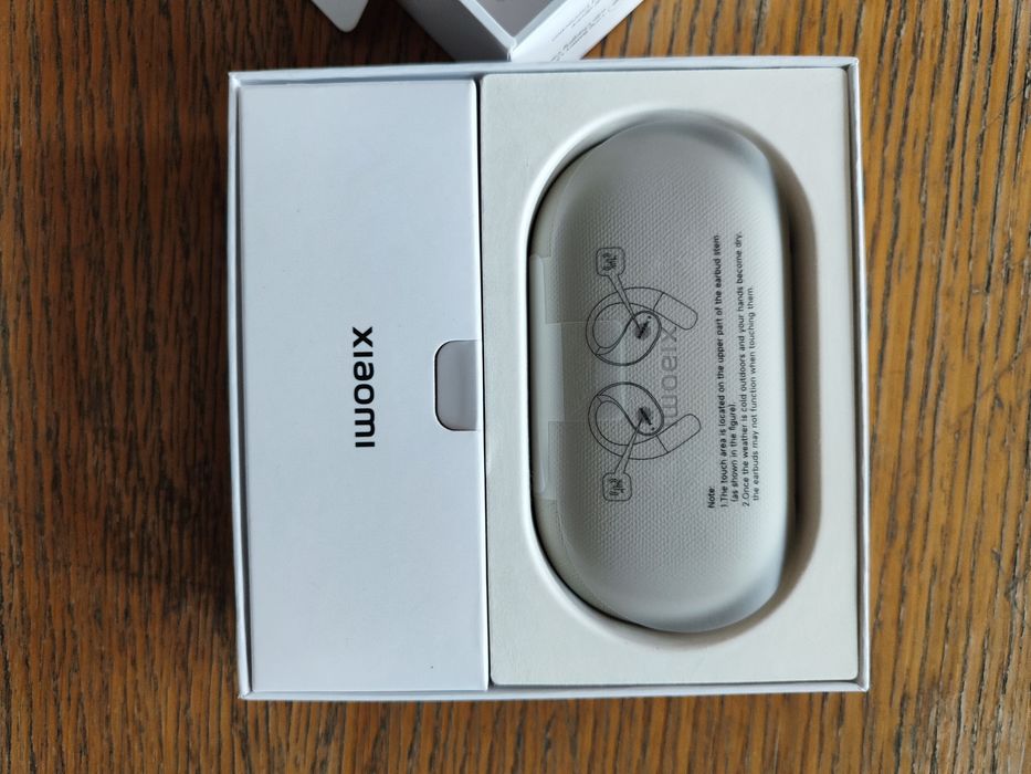 Нови слушалки Xiaomi OpenWear Stereo