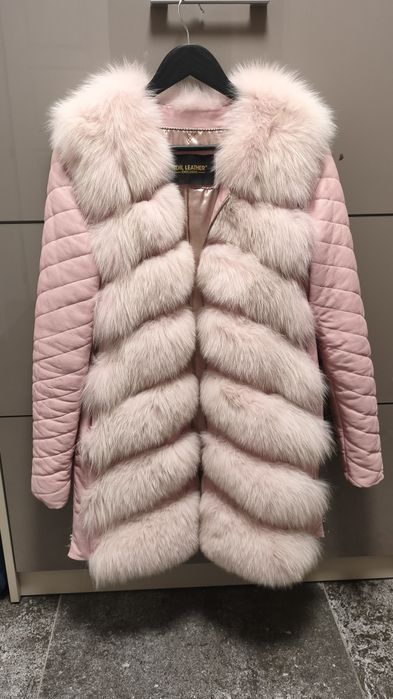 Палто (елек) от естествена кожа с косъм