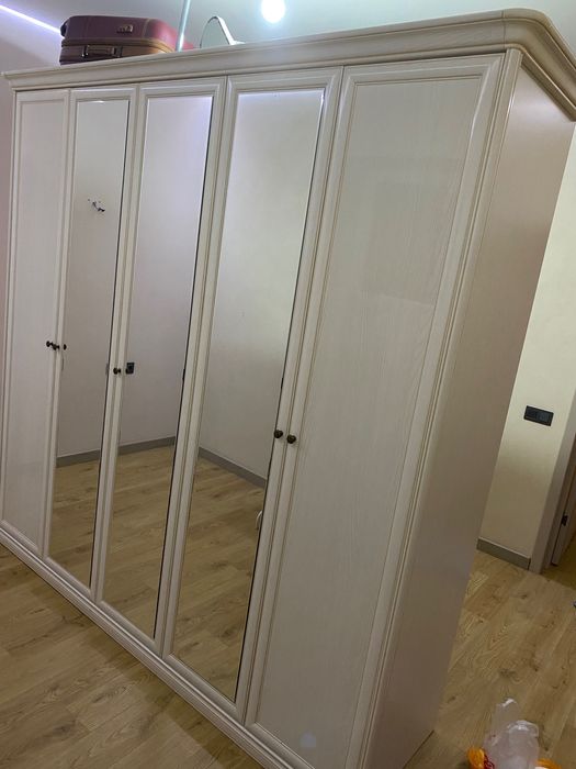 Спальный гарнитур Тиффани , шкаф, комод, кровать, тумбы, зеркало