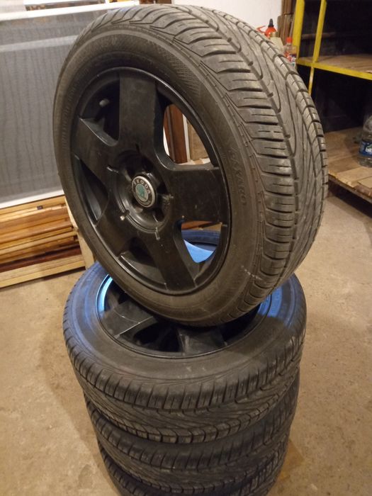 Roti vara jante aliaj  pe 15  originale vw skoda