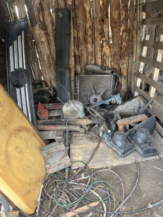 Запчасти мерседес 813 разбор