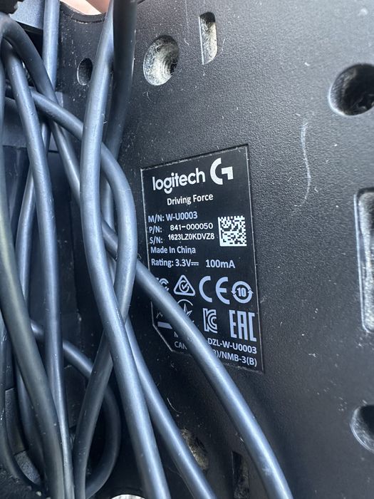 Шифтър Logitech и педали / скоростен лост и педали