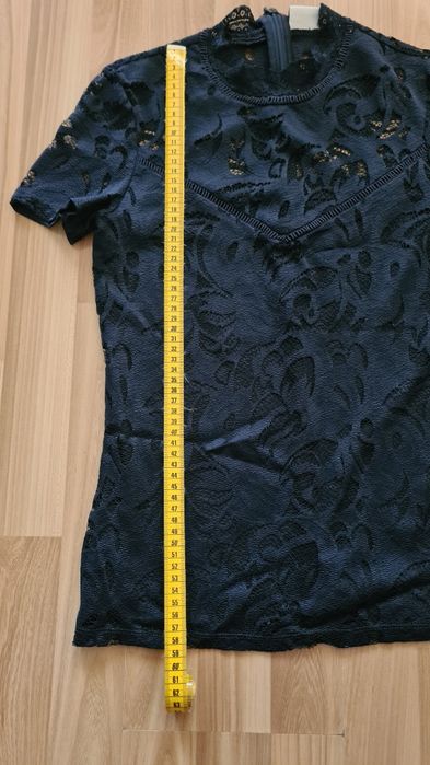 Чисто нови топове с къс ръкав по 15€