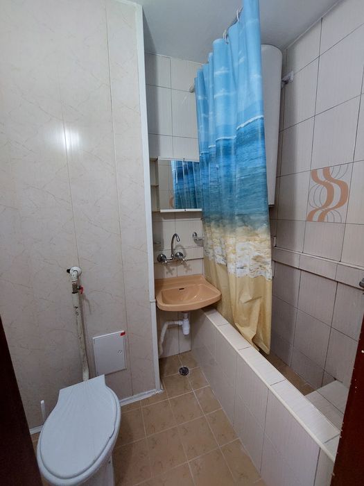 Дава се под наем Двустаен апартамент в Русе, Център - 70 кв.м за 229.5 € - Снимка #7