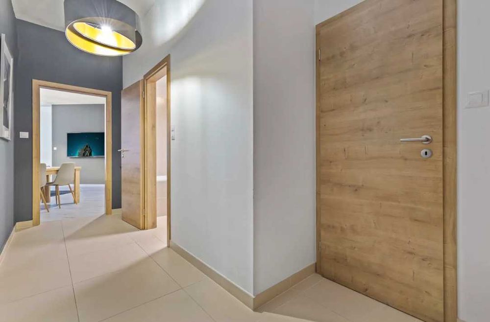 Дава се под наем Тристаен апартамент в Пловдив, Младежки Хълм - 81 кв.м за 336.6 € - Снимка #4