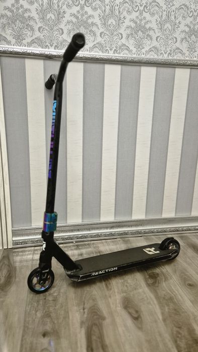 Трюковой самокат Reaction Stunt 3.0