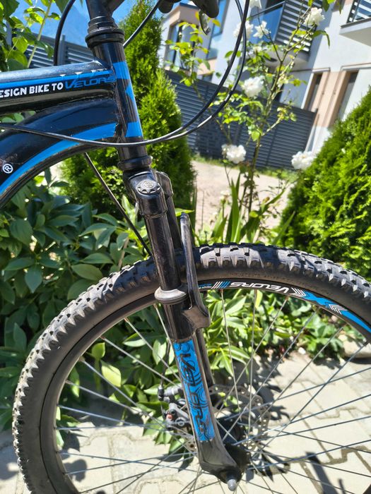 Vând bicicletă Velors Thunder 2.6
