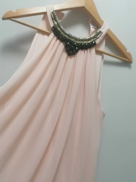 официална рокля за прекрасни поводи