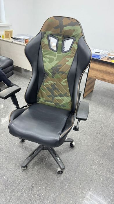 Игровые кресла вы хорошом состояние