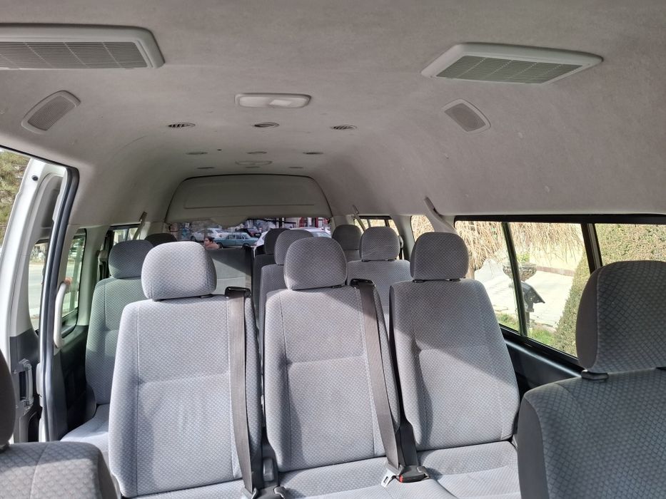 TOYOTA HIACE сотилади 2012 йил