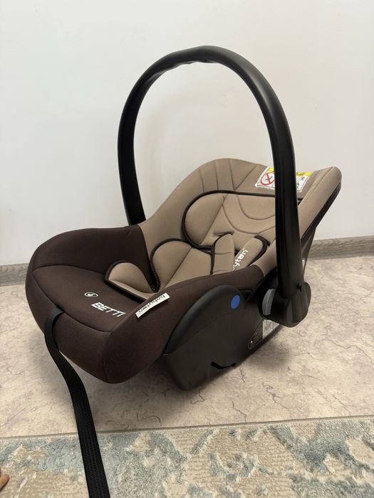 Продам автокресло Babyton