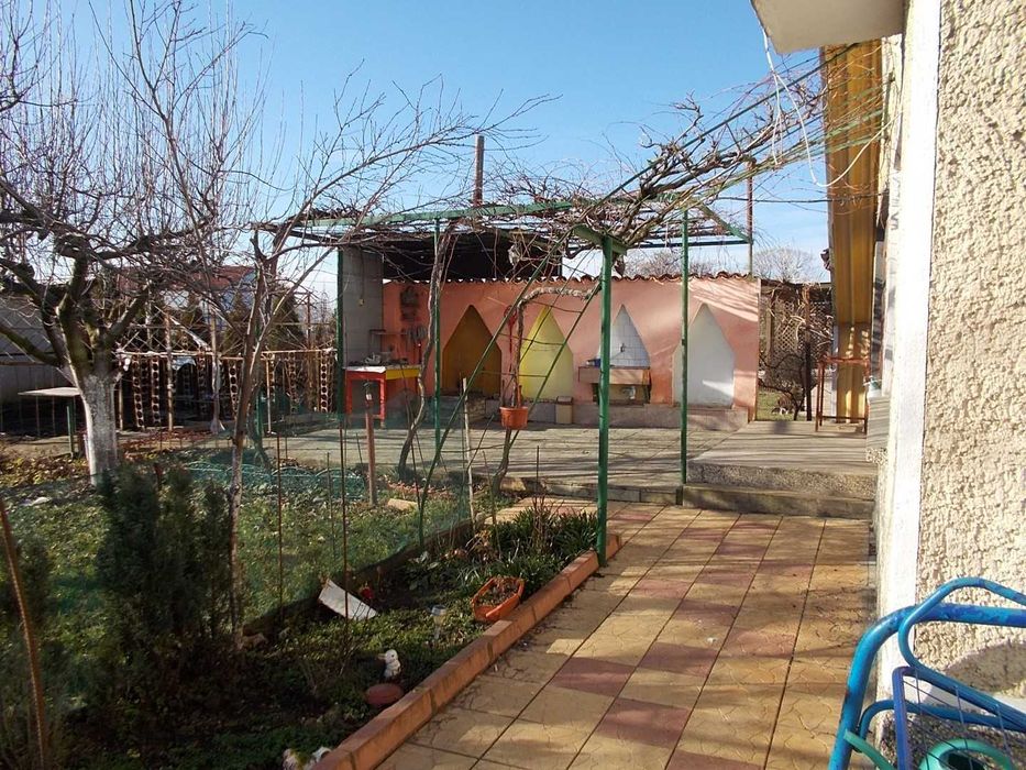 Продава се Къща в с. Дуранкулак, Област Добрич - 180 кв.м за 584 €/кв.м - Снимка #18