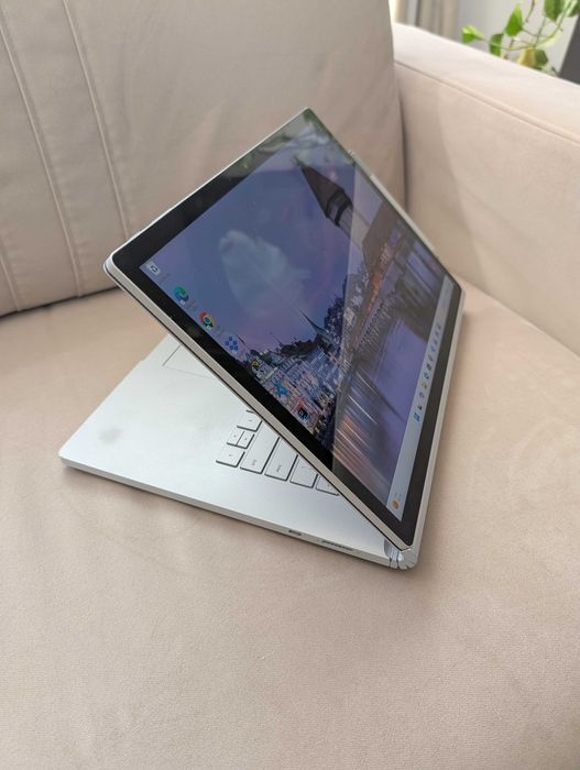 Microsoft Surface Book 3 15" i7 32GB GTX 1660 Ti + Surface Dock + Arc Mouse + Pen - PACHET COMPLET