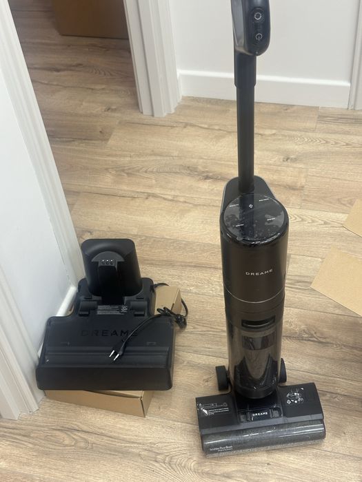 Моющие вертикальный пылесос Dream