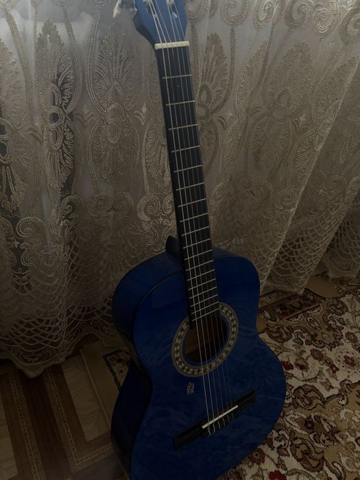 Гитара 12.000 продам