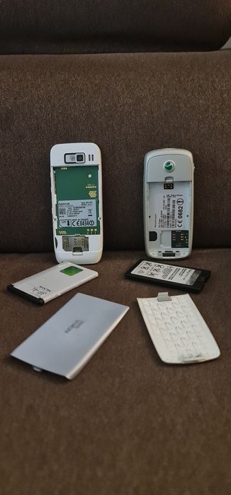 Nokia e52-1 Sony Ericsson t300 !