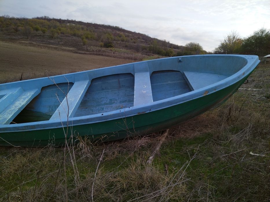 Лодка за риболов/мичуринка