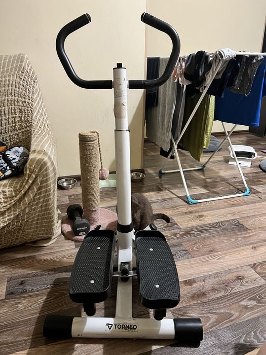 Продам степпер Torneo