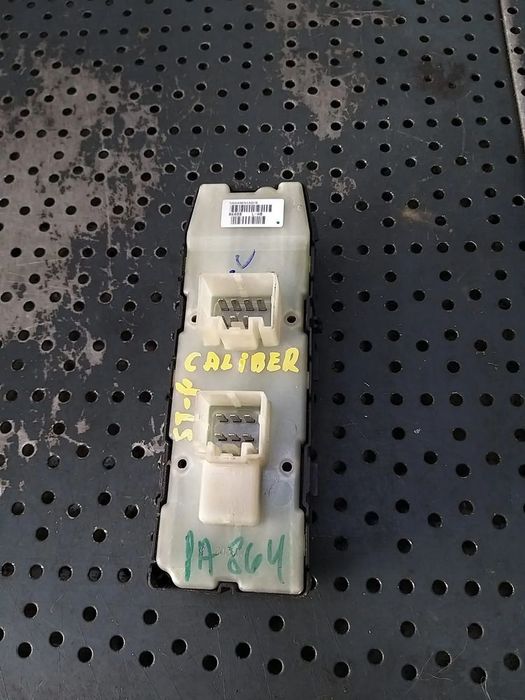 Bloc butoane geamuri electrice stanga fata dodge caliber 56040691ad