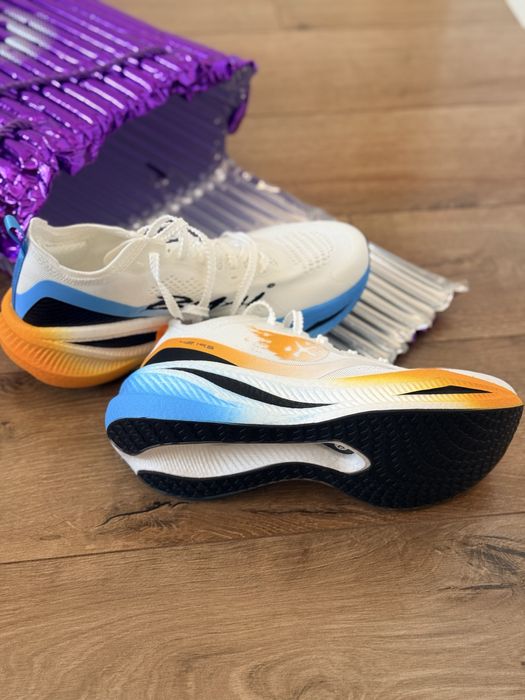 Кроссовки беговые BMAI