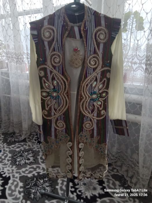 Kelinlarga koylaklar Xolati yangi kiyilmagan