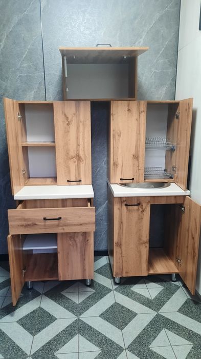 Продам кухонный гарнитур