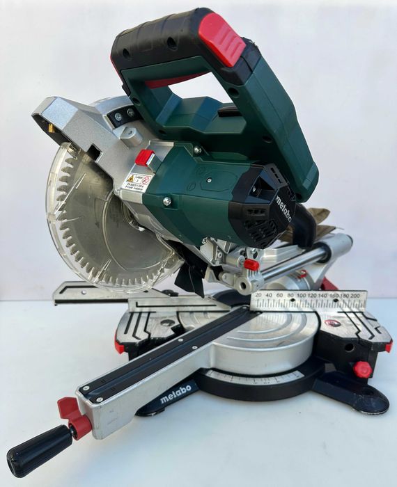 METABO KGS 18 LTX 216 - Акумулаторна пендула 18V
