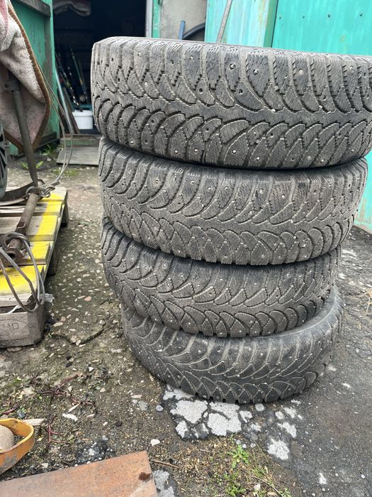 Продам резину зимнию 14 185/65