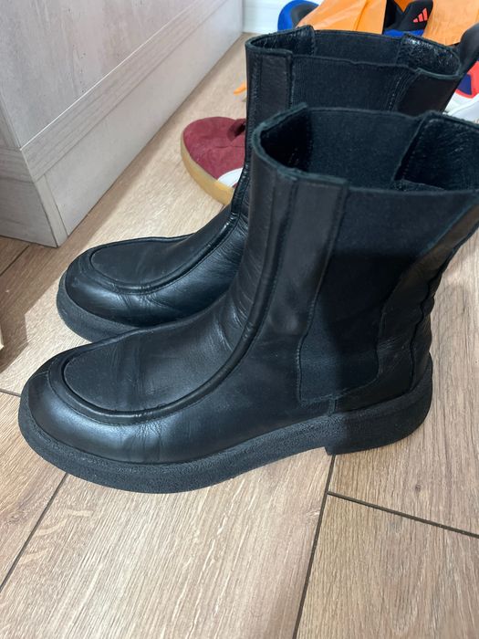 Отдам за шоколадку