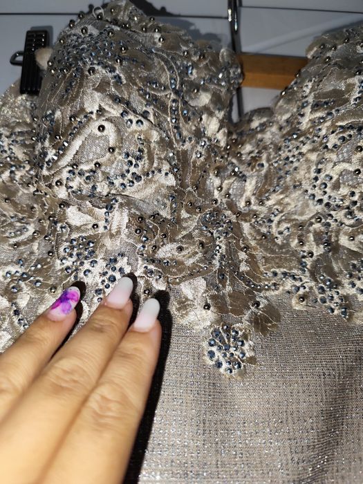 Vând rochie Tip sirena