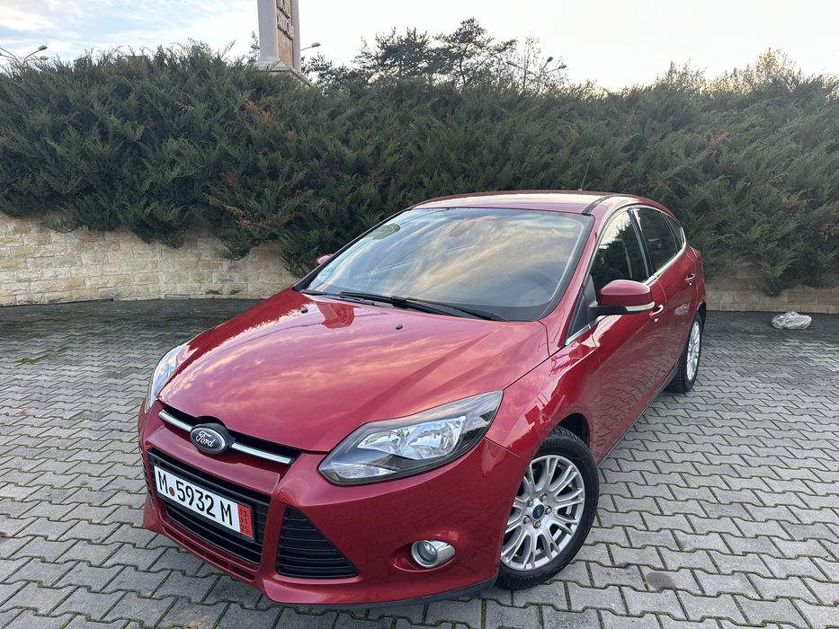 Ford Focus 1.6 TDCi Titanium/Climatronic/Tempomat/Inc Scaune/Start Sto