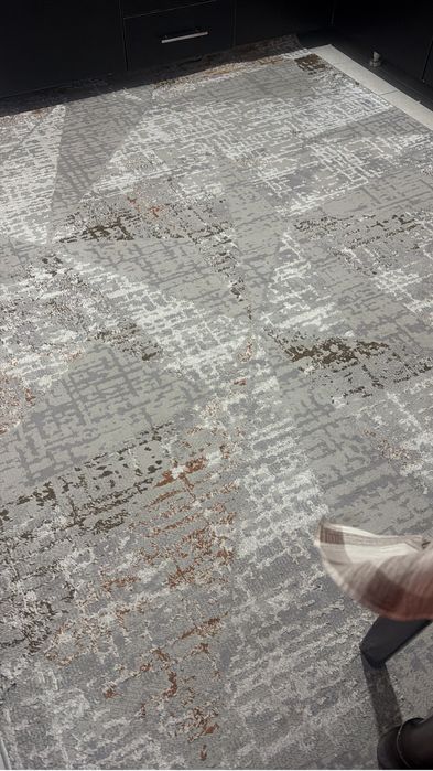 Продам ковер 2*3