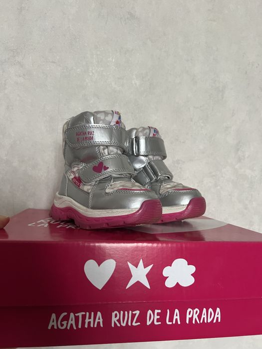 Зимняя детская обувь на девочку