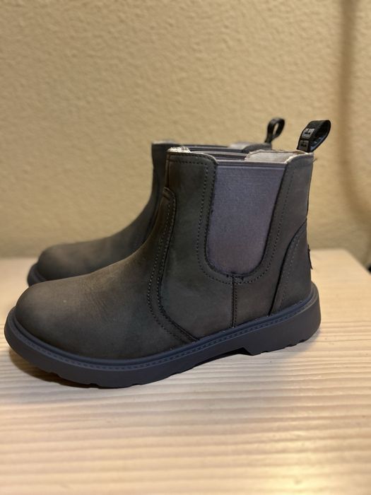 Боти унисекс Ugg 33,5