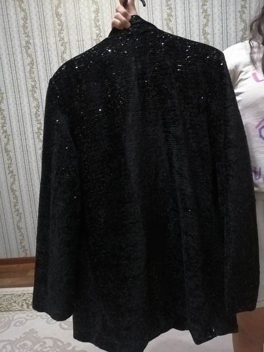 Продам блестящий пиджак