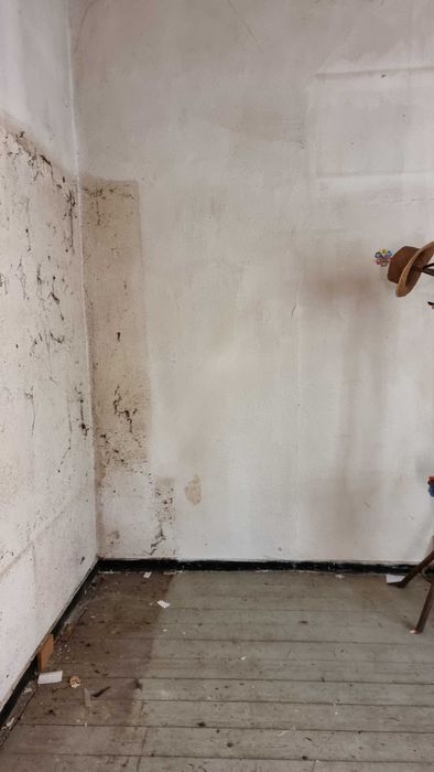 Продава се Къща в Разград, Варош - 40 кв.м за 1785 €/кв.м - Снимка #2