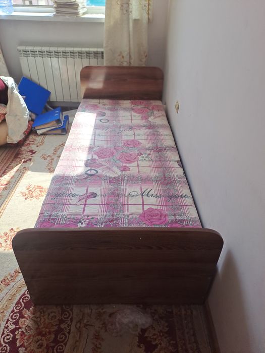 Продаётся диваны 2 штуки