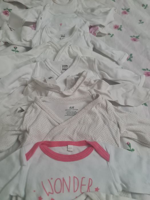 Haine 0-3 luni , Body 0-3 Luni