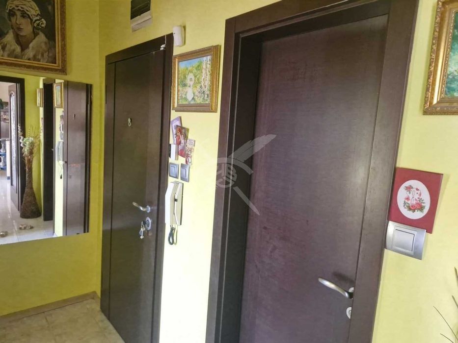 Дава се под наем Тристаен апартамент в София, Младост 1 - 80 кв.м за 1100 € - Снимка #12