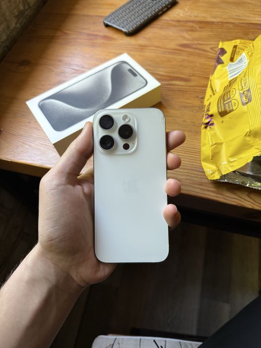 продается iphone 15 pro