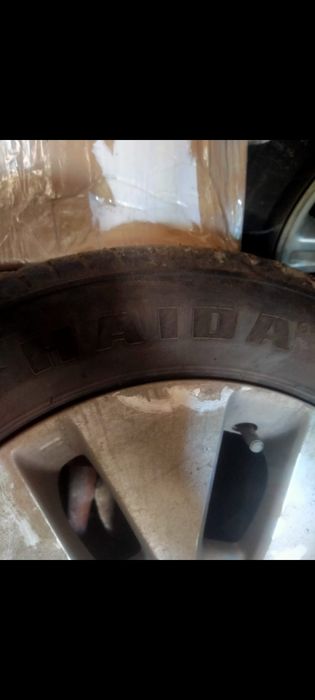 Продам шины R15 .