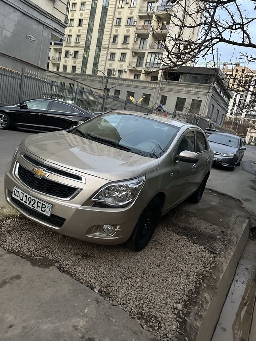Chevrolet Cobalt sotiladi