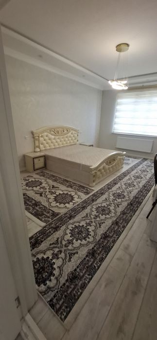 3 хоналик яанги квартира ижарага берилади