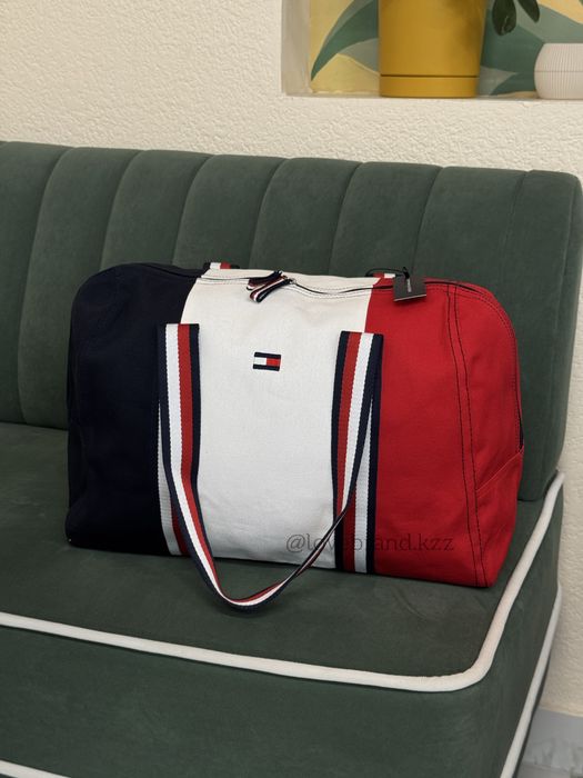 Сумка Tommy Hilfiger