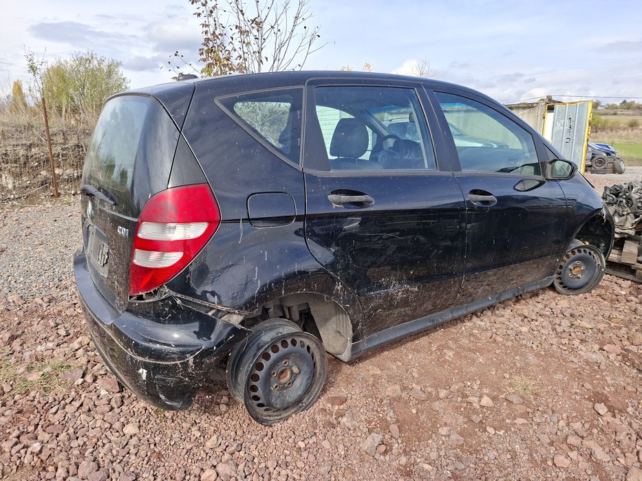 Мерцедес А180 2010Г. НА ЧАСТИ