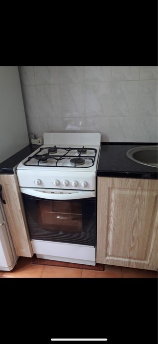 Кухонная мебель гарнитур