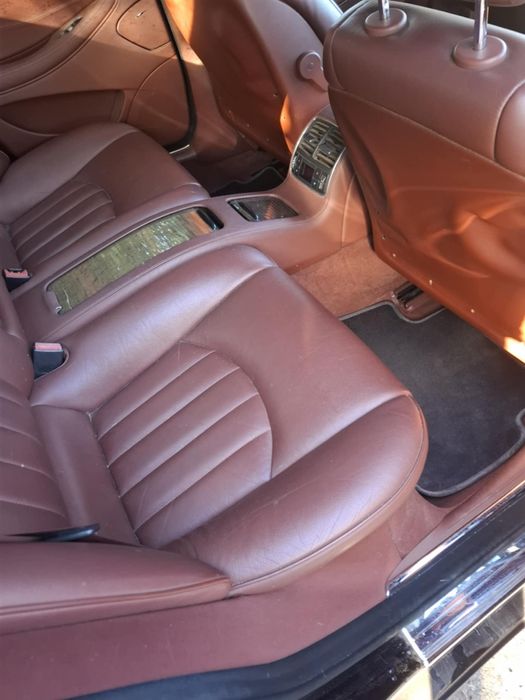 Продавам Mercedes cls