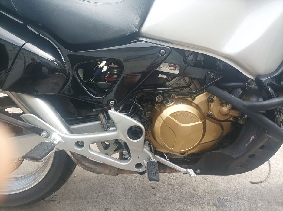 Honda Varadero 1000xl/an2000/ contact telefonic 0